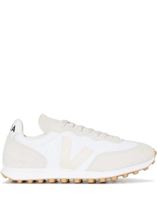 Veja Logo-Patch Lace-Up Sneakers