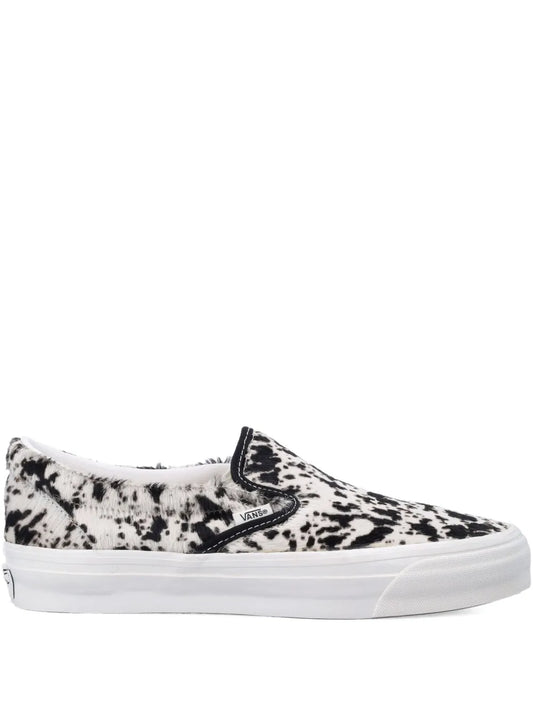Vans Slip-On Sneakers